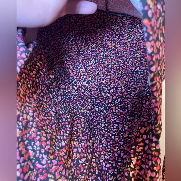 H&M - MAMA Maternity Knot Nursing Dress - Picture 3 of 8